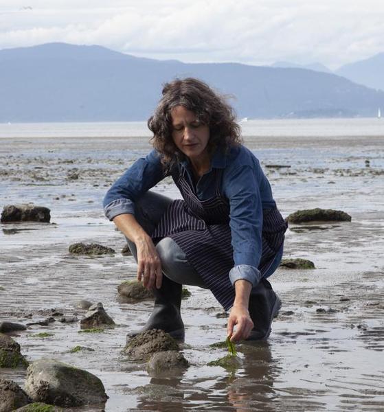 Chef Robin beach forage