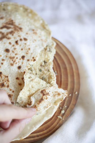 dhalpuri roti with seaweed