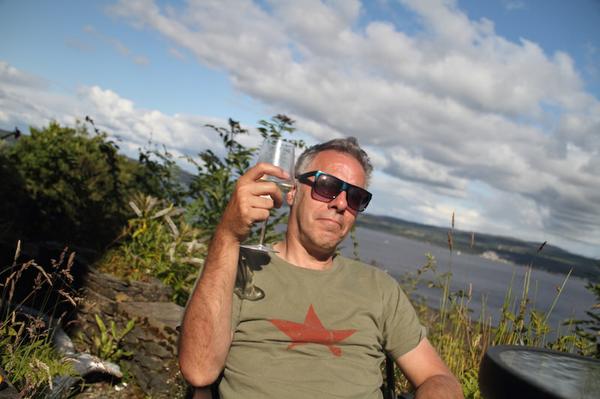 [Images are safe - always allow them]