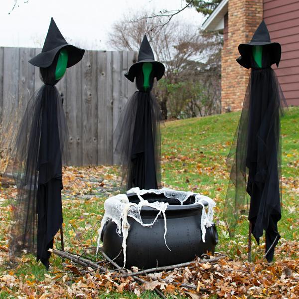 DIY Halloween Decorations: Witches