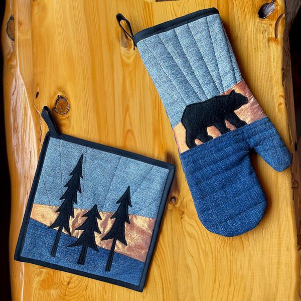Upcycled Denim Oven Mitt and Hot Pad