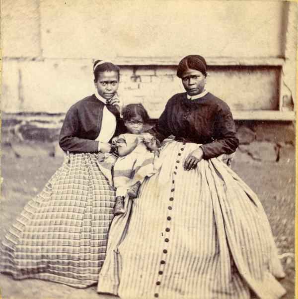 Selina Norris Gray, the enslaved housekeeper at Robert E. Lee's home, Arlington, shown with two of her daughters. 