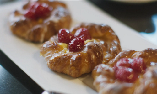 https://thetalentzone.co.uk/musictv/121996/paul-hollywood-seasonal-danish-pastry-with-apricot-jam-and-water-icing-recipe/