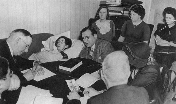 While on her deathbed, Catherine O'Donohue testifies about danger of radium 