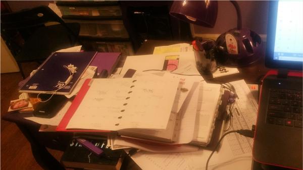 messy desk