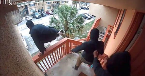 [VIDEO] Florida Homeowner Fires On Three Armed Robbers After They Break Into His House