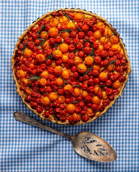 Cherry tomato tart. A fantastic summer supper. 