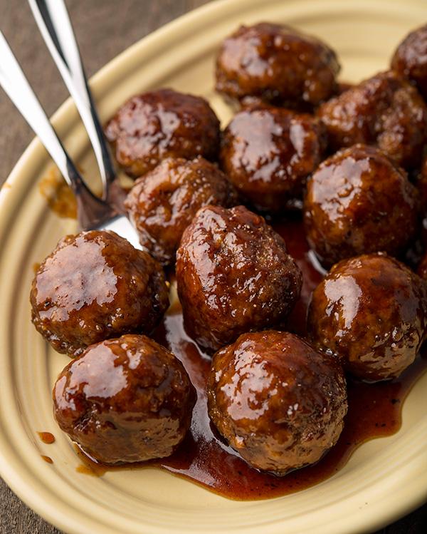 Maple glazed turkey meatballs on a platter. 