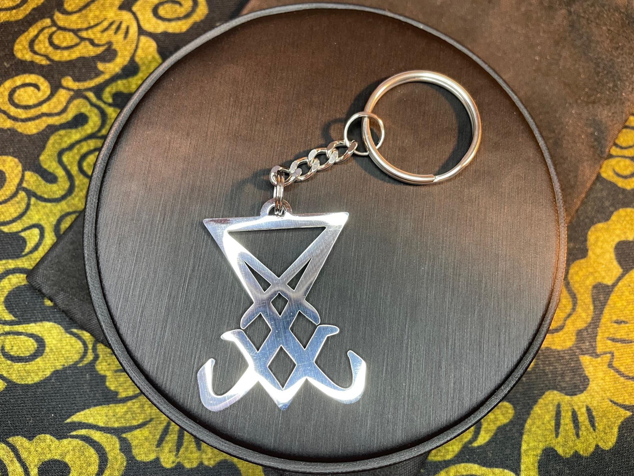 sigil of lucifer baphomet pentagram stainless steel keychain church of satan lavey satanic wiccan occult darkness jewelry