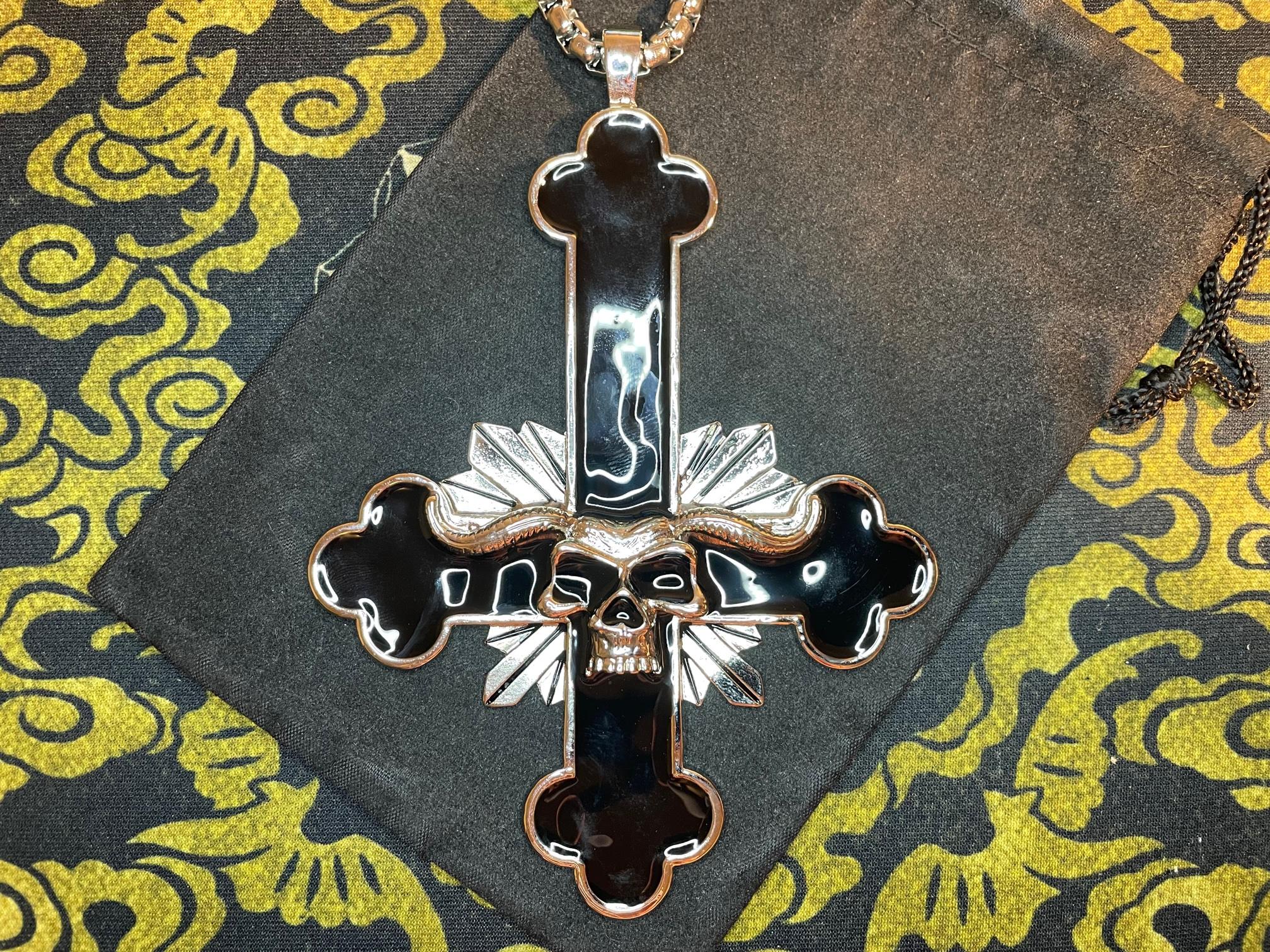 upside down inverted cross w/ horned skull pendant necklace
