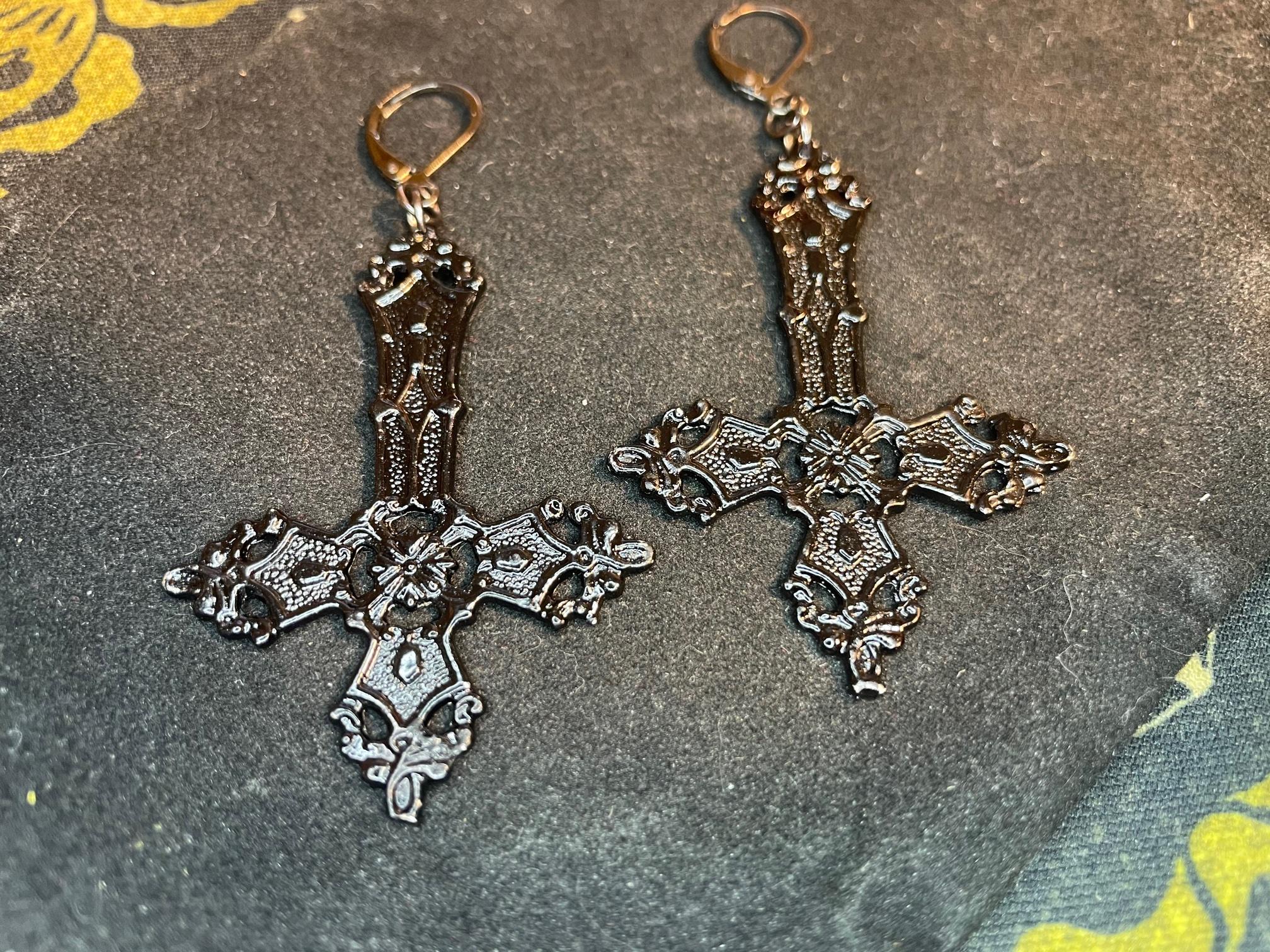 ornate upside down cross inverted crucifix hand-poured aluminum pendant earrings