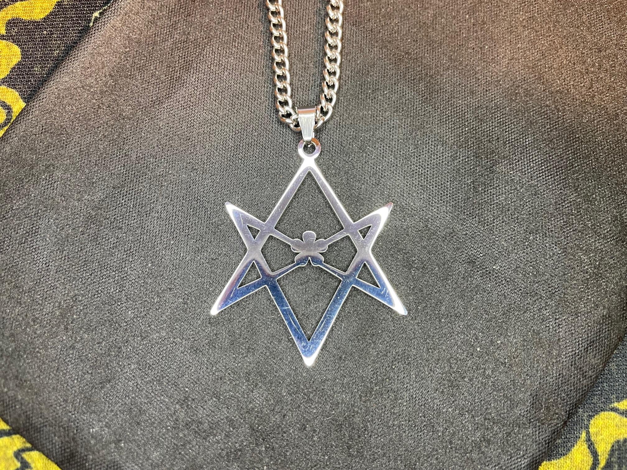unicursal hexagram thelema symbol stainless steel 5 petal flower pendant necklace