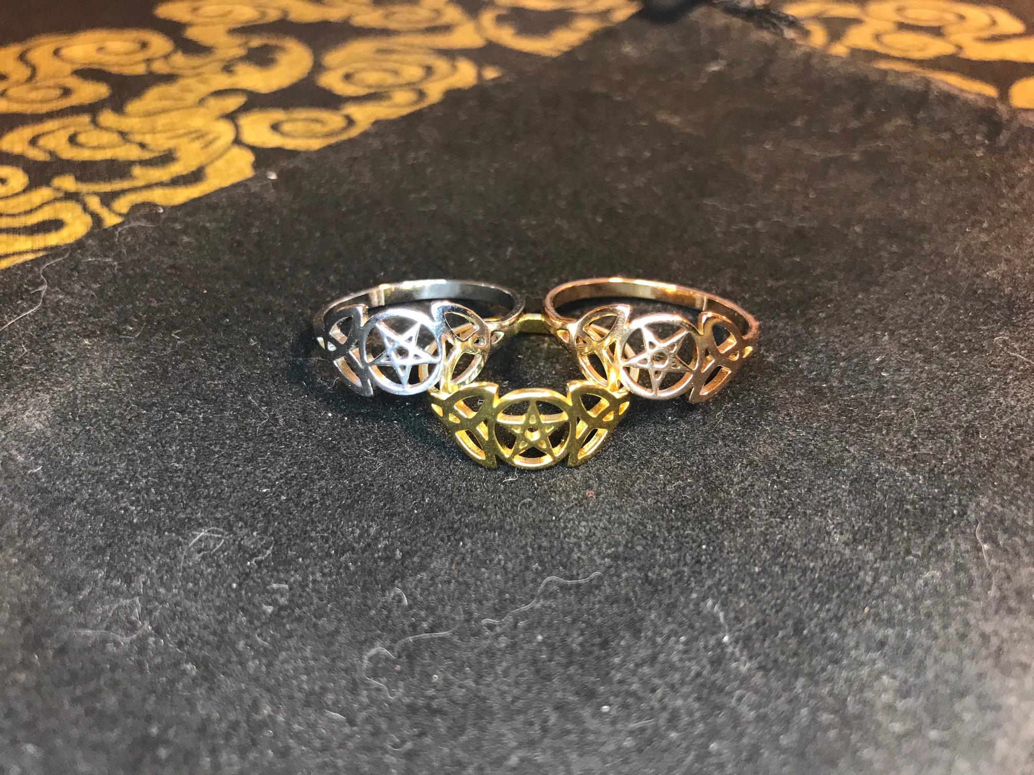 pentagram celtic knot ring stainless steel