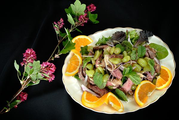 Thai Beef Salad with Grapes