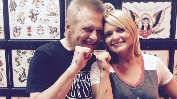 Miranda Lambert’s Longtime Guitarist And “Treasured Friend” Has Died