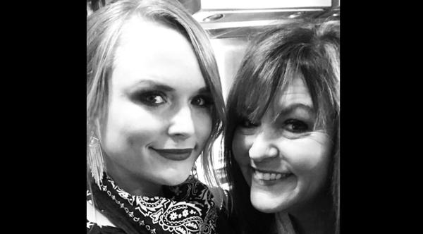 Miranda Lambert’s Mom Was Diagnosed With Breast Cancer Last September