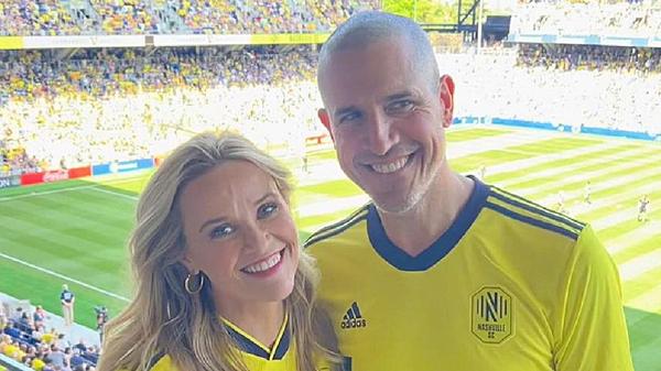 Reese Witherspoon And Husband Announce Divorce