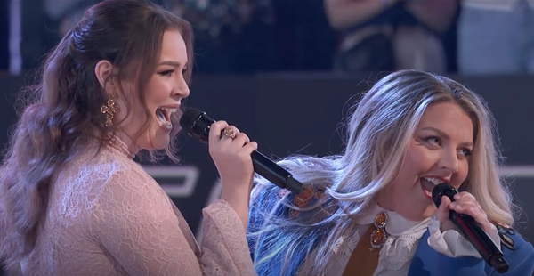THE VOICE: Team Reba Battle Over Carrie Underwood Cover Activates A Save And A Steal