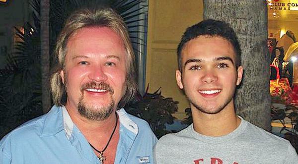 Travis Tritt's Son Dresses Like Him In The 90s & The Resemblance Is Uncanny