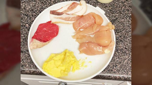 Guy Films Himself Eating Raw Chicken - Says He Eats It "All The Time"