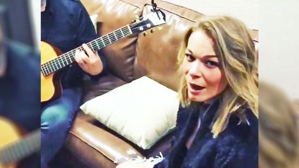 LeAnn Rimes Dazzles With David Allan Coe's 'You Never Even Called Me By My Name'