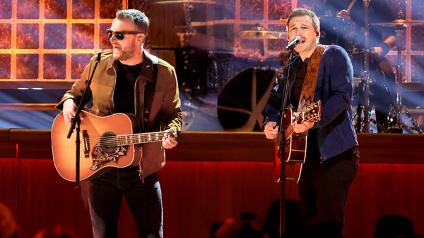 Eric Church Surprises CMA Awards With Morgan Wallen Collaboration
