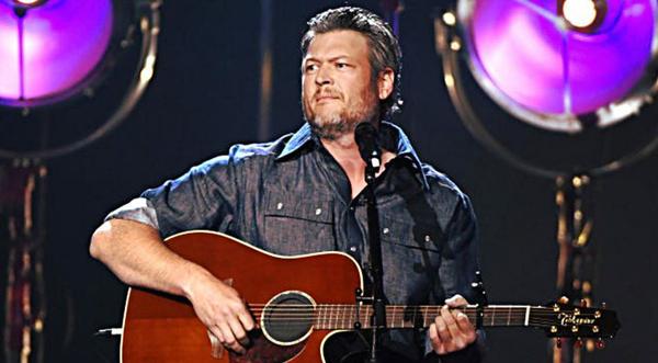 Blake Shelton Gets All Sentimental In First ACM Awards Performance In Years