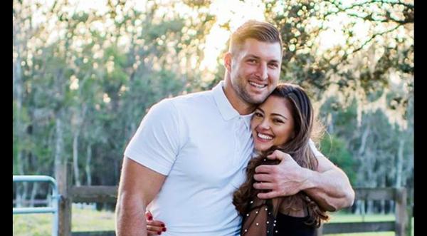 Tim Tebow Proposes To Girlfriend – See The Massive Rock