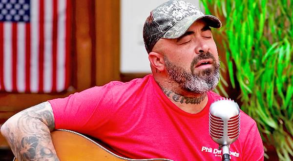 Aaron Lewis Turns Rock Ballad 'It's Been Awhile' Into Acoustic Masterpiece