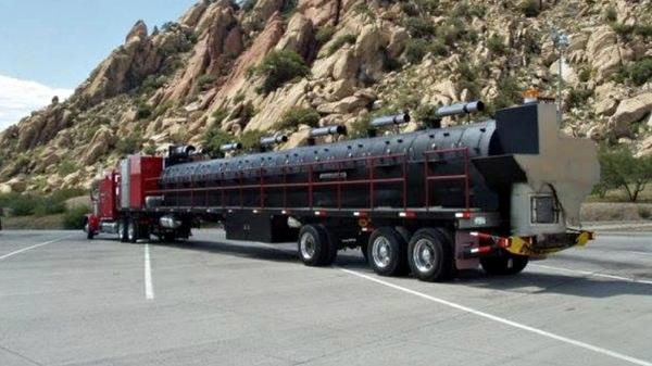 Texas Man Owns World's Largest Mobile Meat Smoker