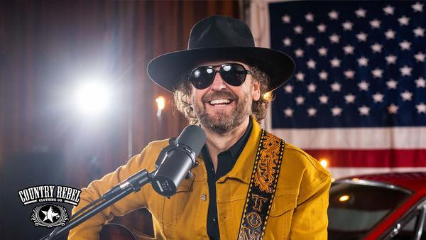 Tommy Townsend pays tribute to Waylon Jennings performing 'Belle Of The Ball'