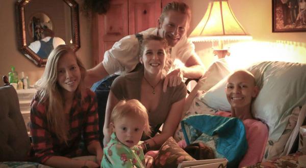 Fans Asked To Send Joey+Rory Letters Of Love