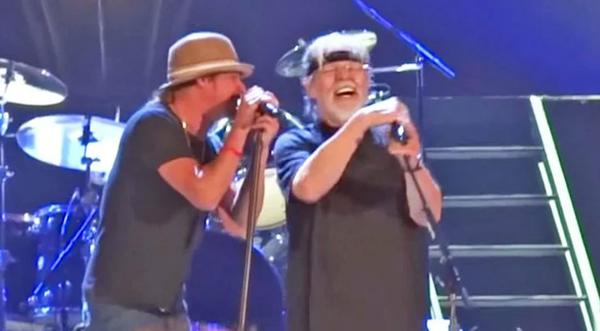 Kid Rock & Bob Seger Thrill Crowd With Killer ‘All Summer Long’