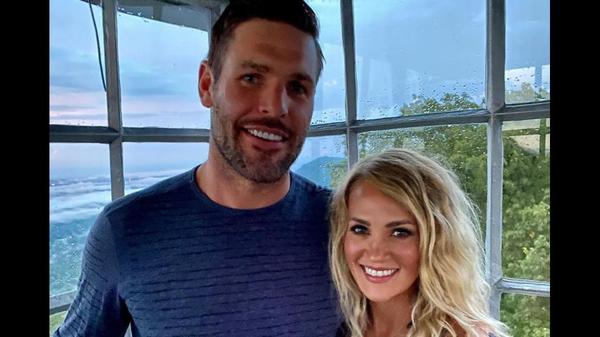 Carrie Underwood Says Her Hubby Wouldn’t Be A Fan Of Her Music If They Weren’t Married