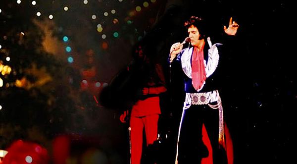 Elvis Presley Sings Final “Blue Christmas” Just Weeks Before Death