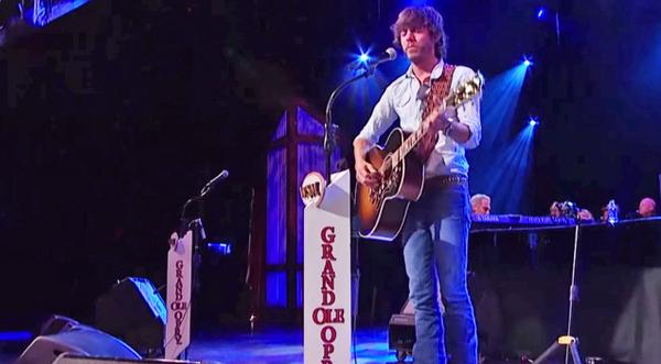 Country Singer's Family Loses Everything To Horrific Gatlinburg Fire