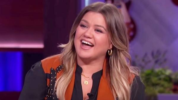 Kelly Clarkson Purchases First Property Since Filing For Divorce