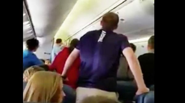 Teens Unexpectedly Break Into Song As Fallen Soldier’s Remains Are Escorted Off Plane