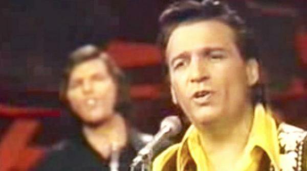 Waylon Jennings Performs His Take On 'Me And Bobby McGee' In Undated Clip