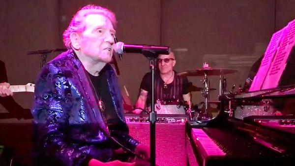 82-Year-Old Jerry Lee Lewis Rocks With Zippy “Whole Lotta Shakin’ Goin’ On”