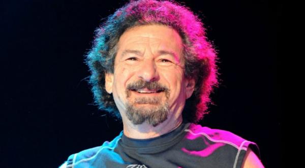 Legendary Drummer Dies Mid-Performance