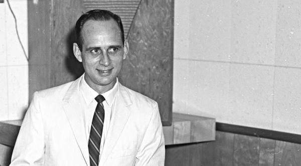 Country Music Pioneer Dies At Home