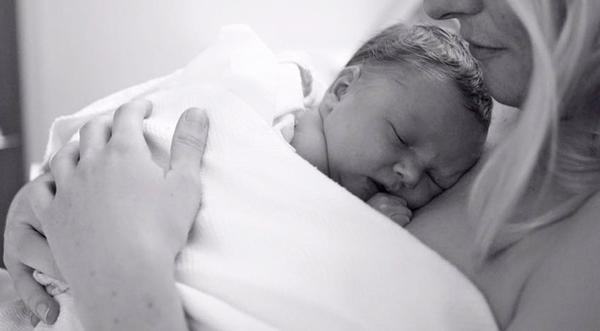 Country Singer Welcomes Beautiful Baby Girl