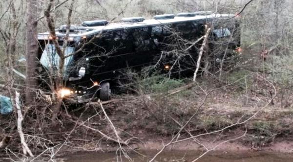 Legendary Musician Involved In Terrifying Bus Crash, 3 Sent To Hospital