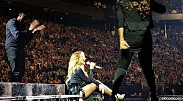 Faith Hill Demands Respect, Sits Down Mid-Concert