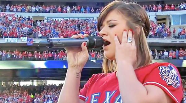 Kelly Clarkson Delivers Unearthly A Cappella National Anthem Before World Series