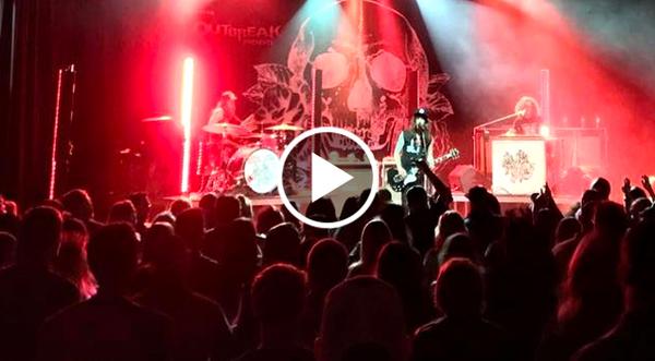 Country Singer Leaps Into Crowd To Save Woman Being Hurt