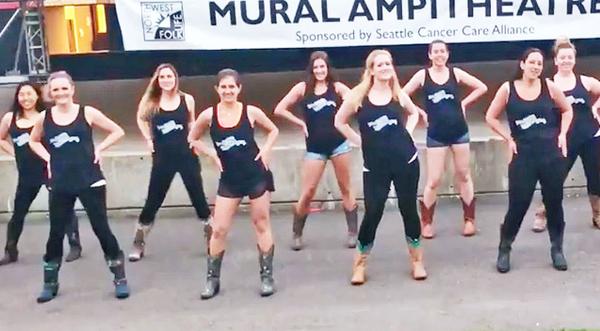 Watch These Line Dancin' Ladies Get Down & Groove To A Hot Country Hit