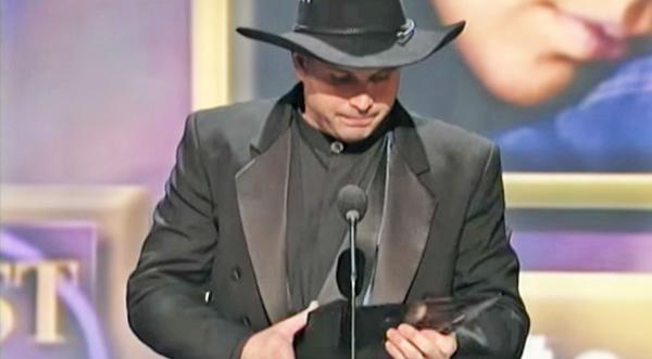 Remember When Garth Brooks Refused To Accept His 1996 AMA Award?