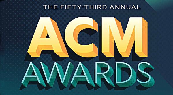 Carrie Underwood Finally Shows Full Face In Post-Accident Selfie